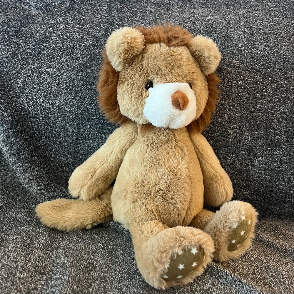 Plush Lion Toy